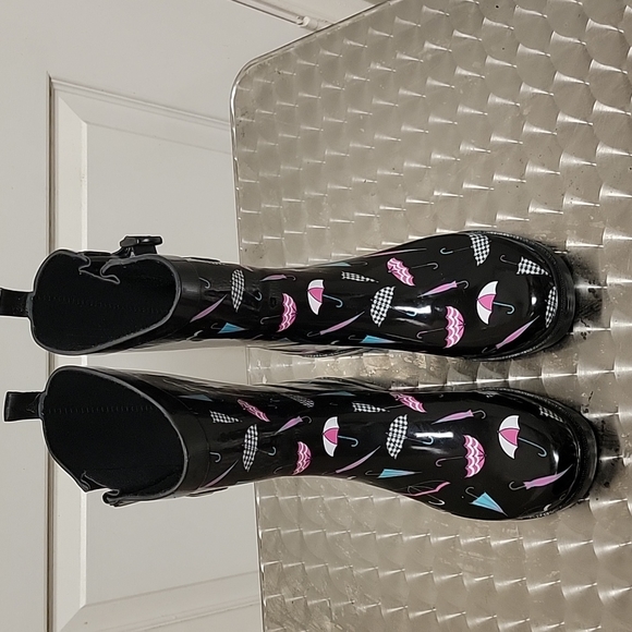 Capelli size 11 Rain black boots with umbrellas design - Picture 2 of 6
